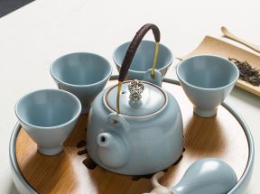 陶瓷茶具优点和缺点(陶土茶具的优点和缺点)