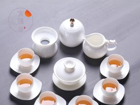 陶瓷茶具优点缺点(陶瓷茶具泡茶的缺点)