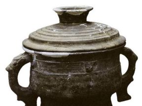 中国陶瓷史有多少年了(中国陶瓷史1500字论文)