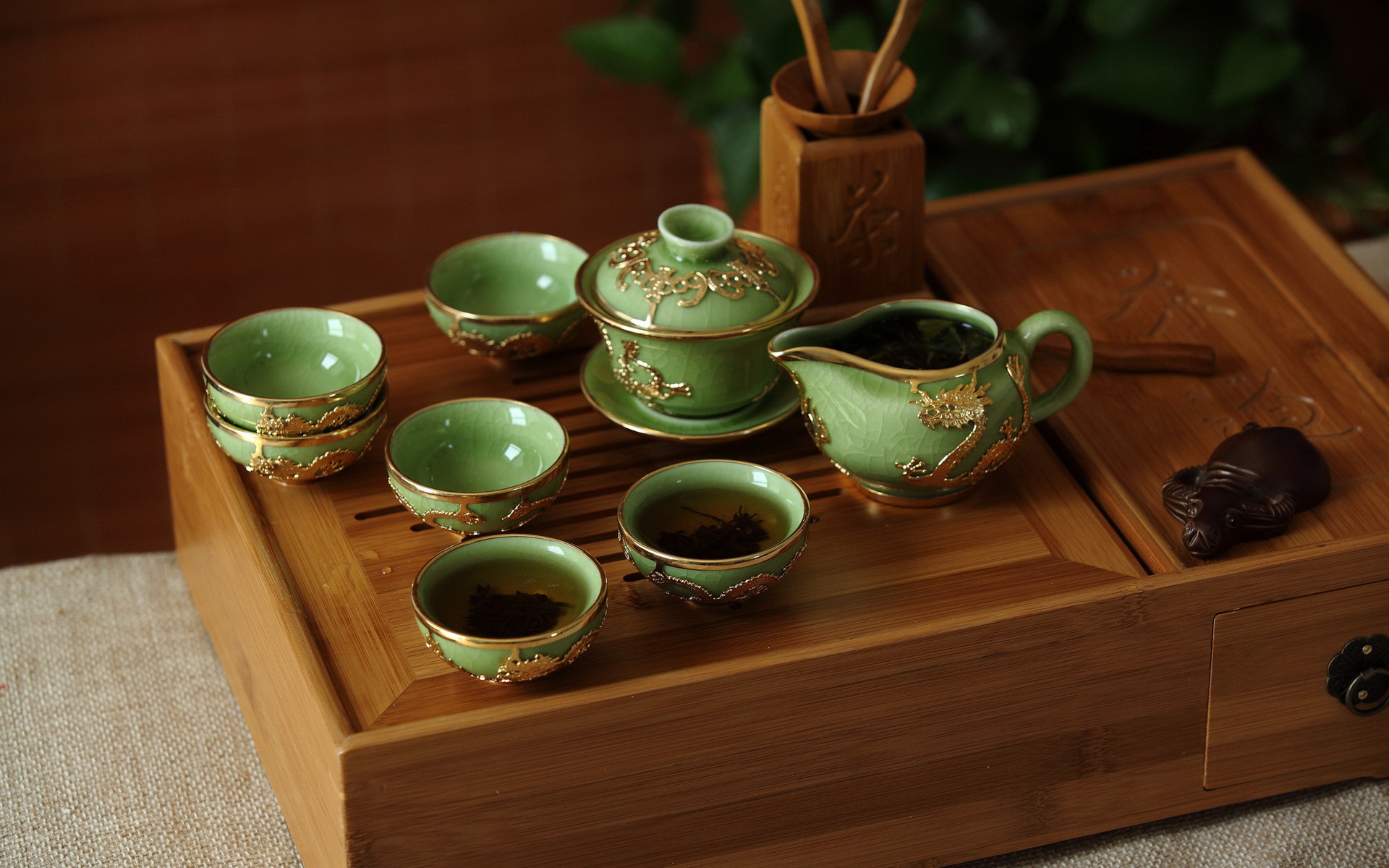 陶瓷茶具设计(陶瓷茶具品牌前十名排名榜)